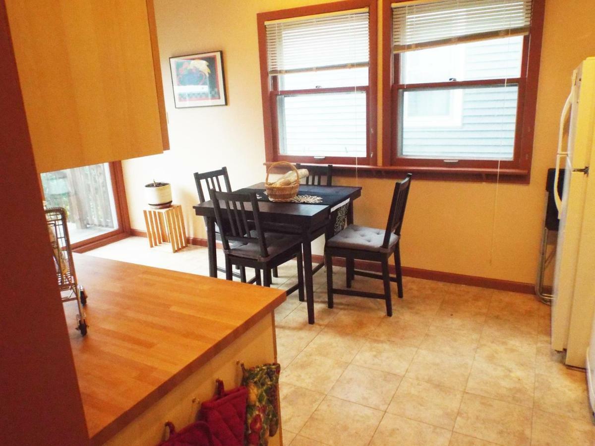 Comfortable 3 Bedroom Craftsman Bungalow In Milwaukee'S Bay View Neighborhood Dış mekan fotoğraf